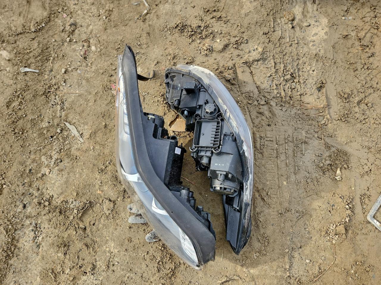 2021 Kia Sportage Ex VIN: KNDPNCACXM7927577 Lot: 94512055