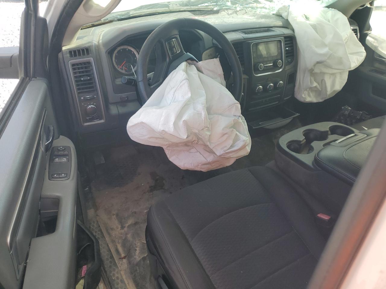 2019 Ram 1500 Classic Tradesman VIN: 3C6JR6DT4KG532150 Lot: 91469965