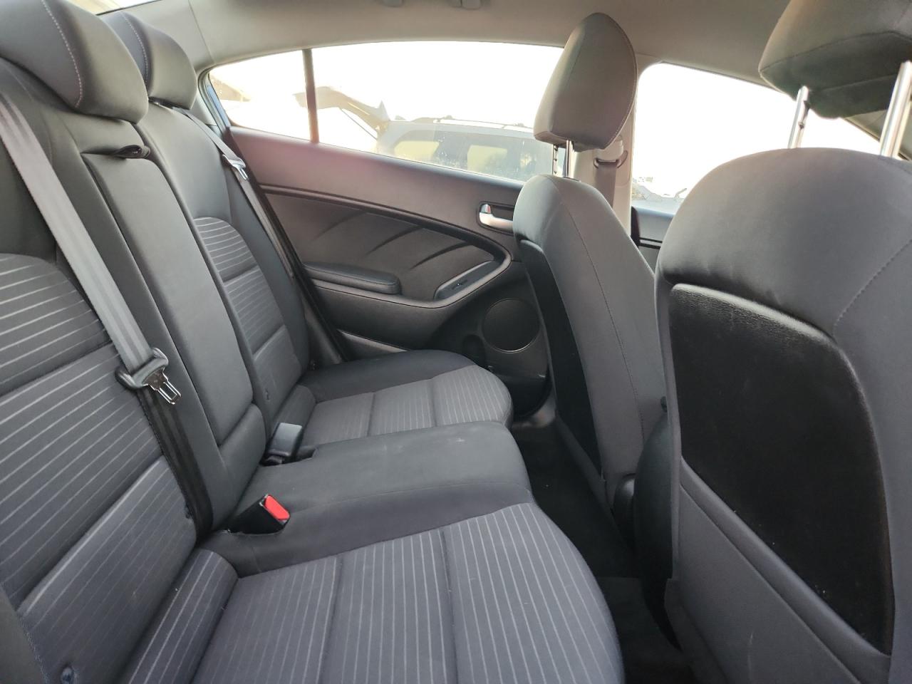 2017 Kia Forte Lx VIN: 3KPFL4A75HE007968 Lot: 91192155