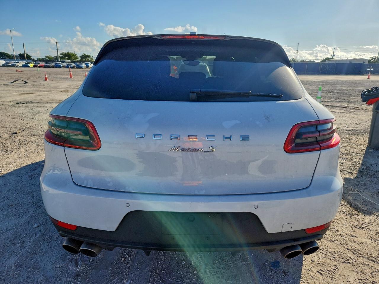 2018 Porsche Macan S VIN: WP1AB2A52JLB36018 Lot: 93238055