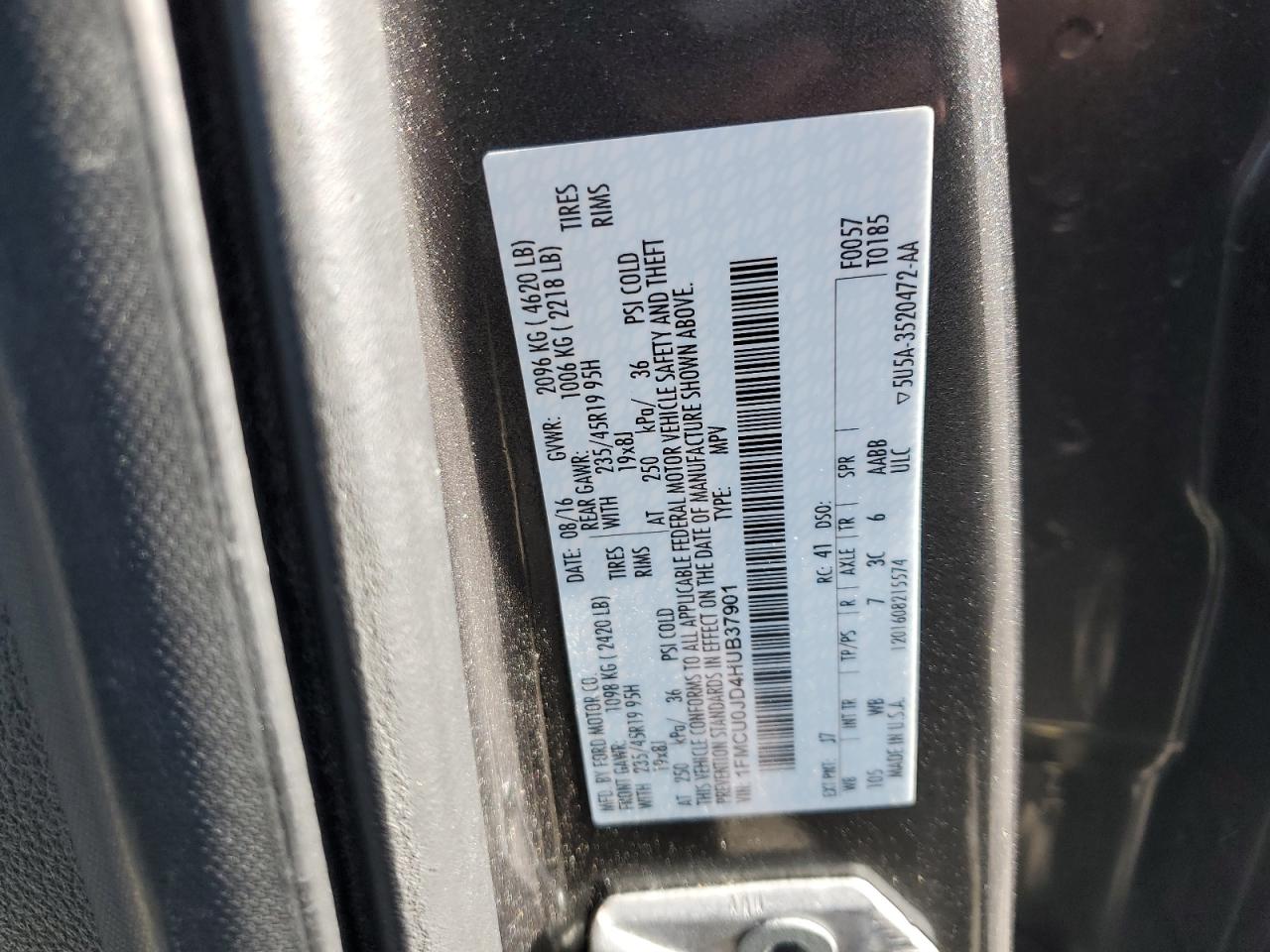 2017 Ford Escape Titanium VIN: 1FMCU0JD4HUB37901 Lot: 92225685