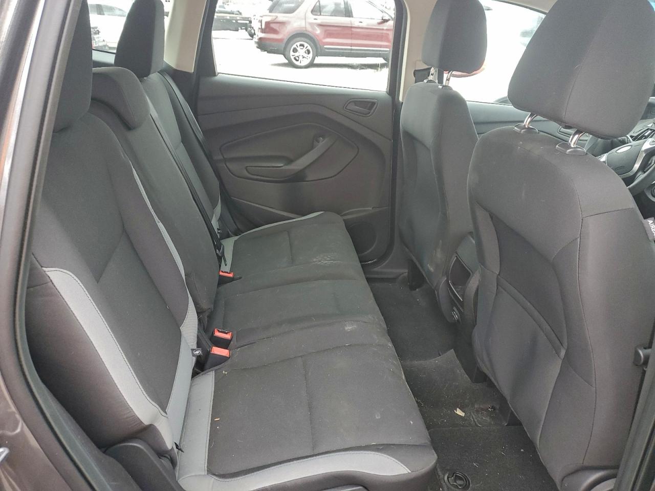 2013 Ford Escape S VIN: 1FMCU0F70DUB93055 Lot: 94728535