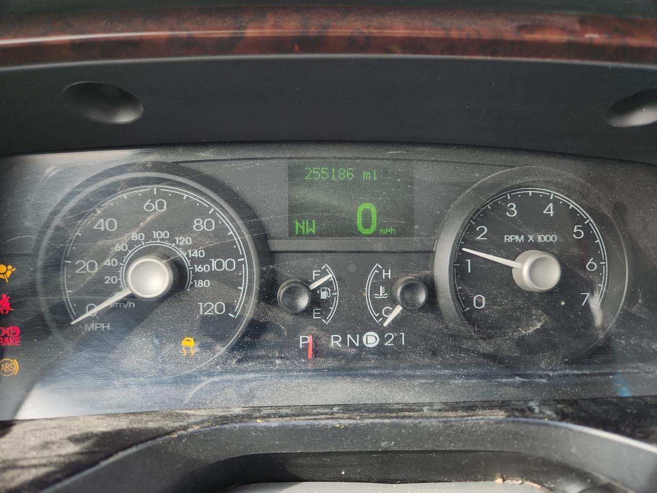 2007 Lincoln Town Car Signature VIN: 1LNHM81VX7Y609166 Lot: 92677265