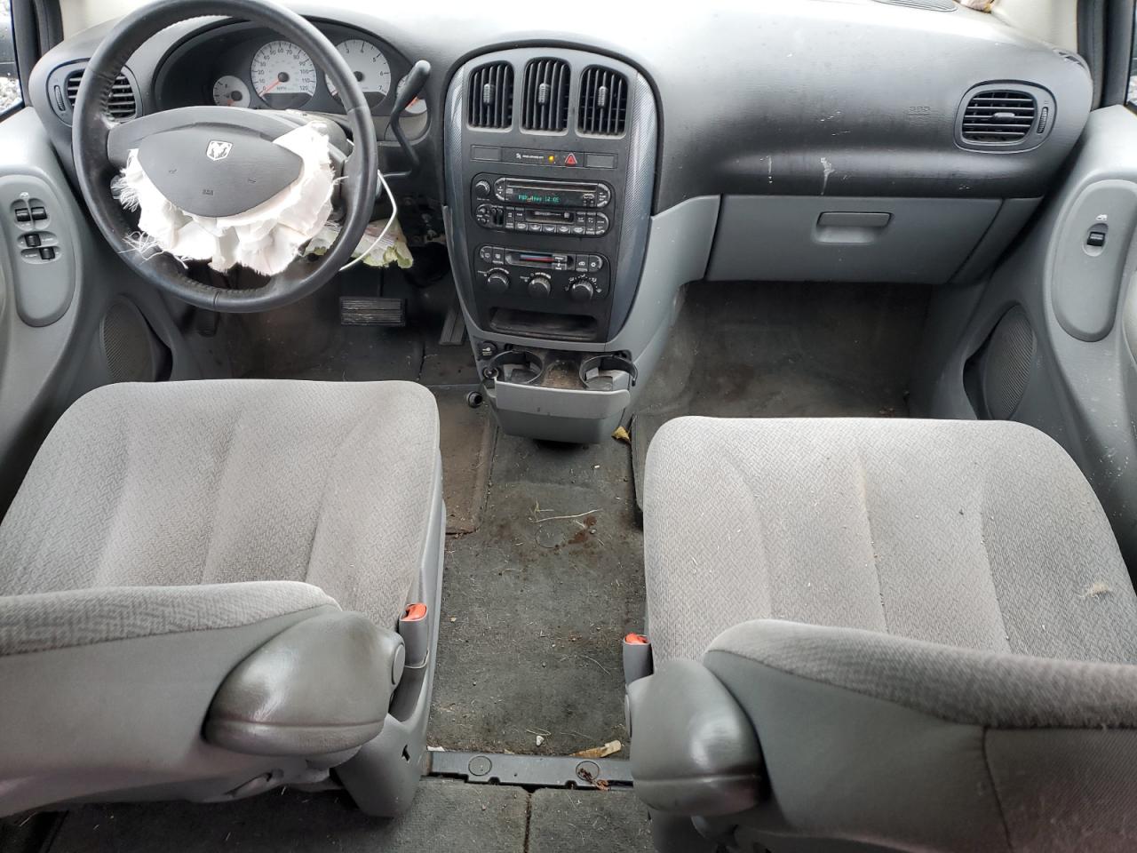 2005 Dodge Grand Caravan Sxt VIN: 2D4GP44L55R599676 Lot: 93438015