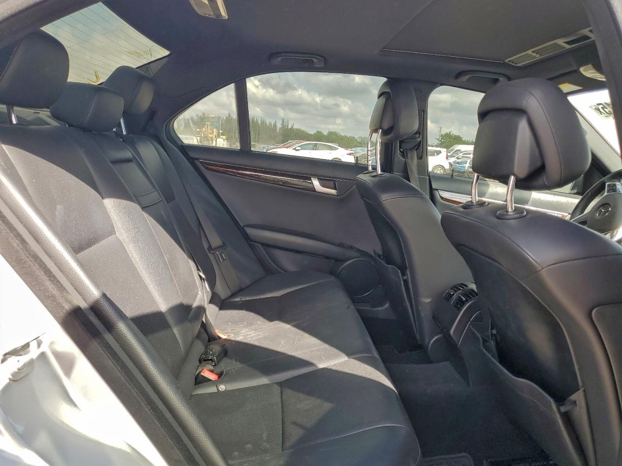 2013 Mercedes-Benz C 250 VIN: WDDGF4HB2DA852642 Lot: 94048915