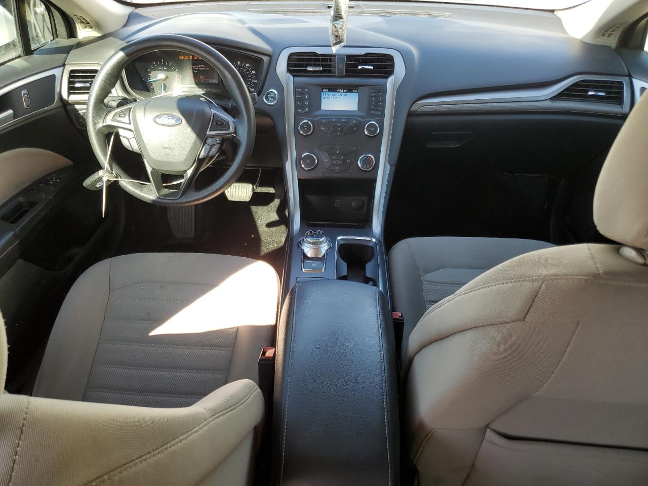 2020 Ford Fusion S VIN: 3FA6P0G75LR127426 Lot: 90746605