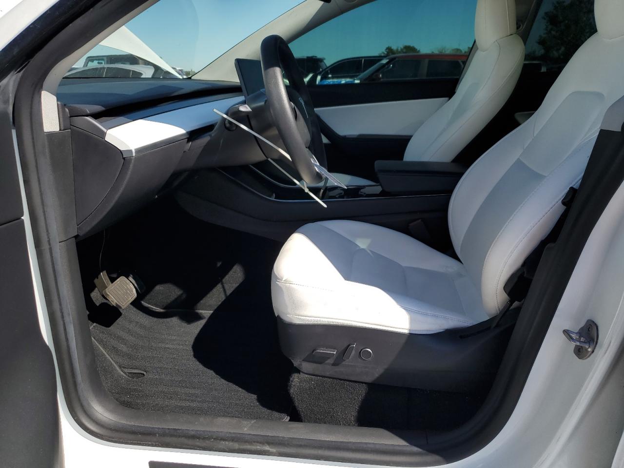 2021 Tesla Model Y VIN: 5YJYGDEE4MF085166 Lot: 89855235