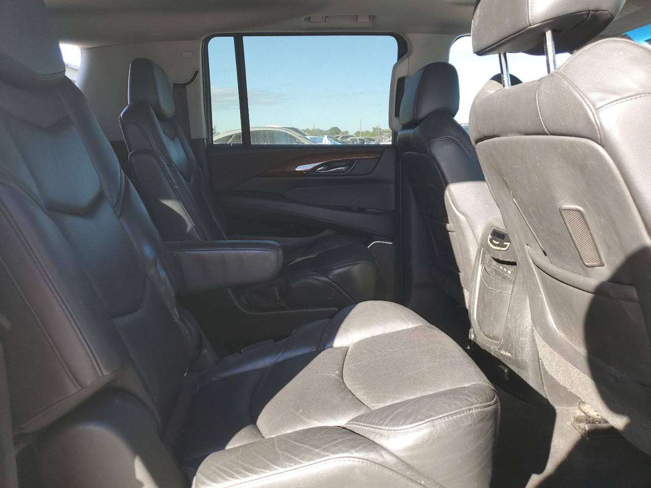 2018 Cadillac Escalade Esv Luxury VIN: 1GYS3HKJ5JR268280 Lot: 91884445