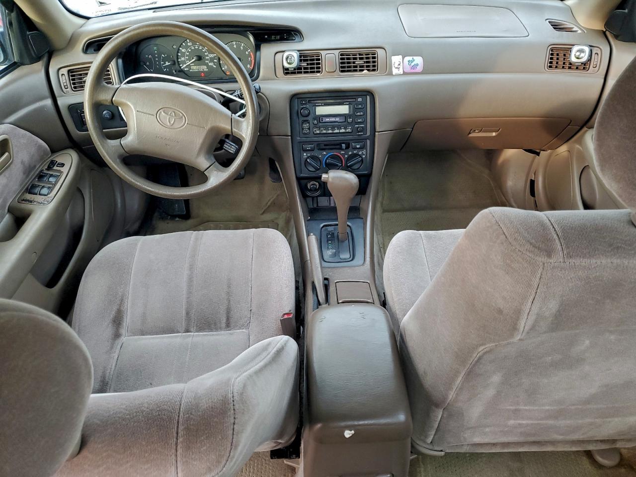 1999 Toyota Camry Le VIN: JT2BF22K3X0184628 Lot: 94441115