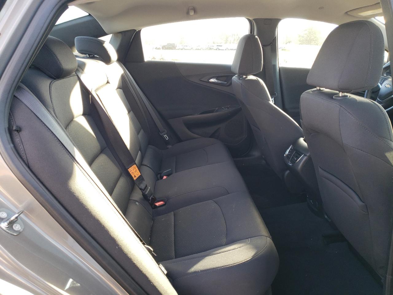 2017 Chevrolet Malibu Lt VIN: 1G1ZE5ST0HF230927 Lot: 92606585