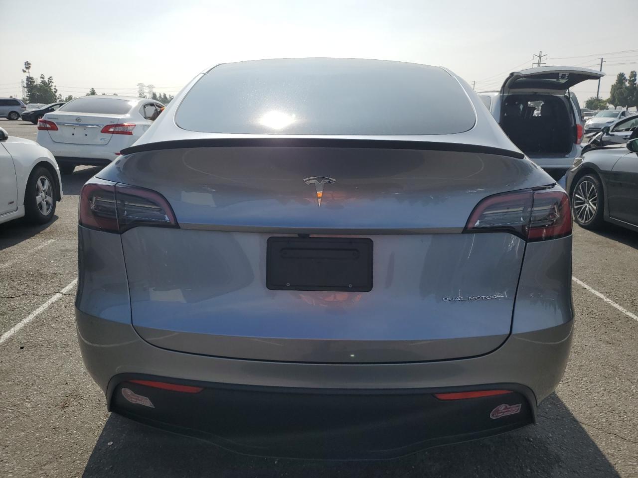 2024 Tesla Model Y VIN: 7SAYGDEE1RA300476 Lot: 91143505