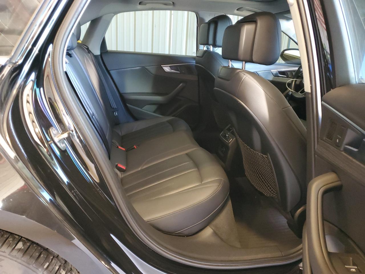 2017 Audi A4 Premium Plus VIN: WAUENAF43HN038907 Lot: 92463115