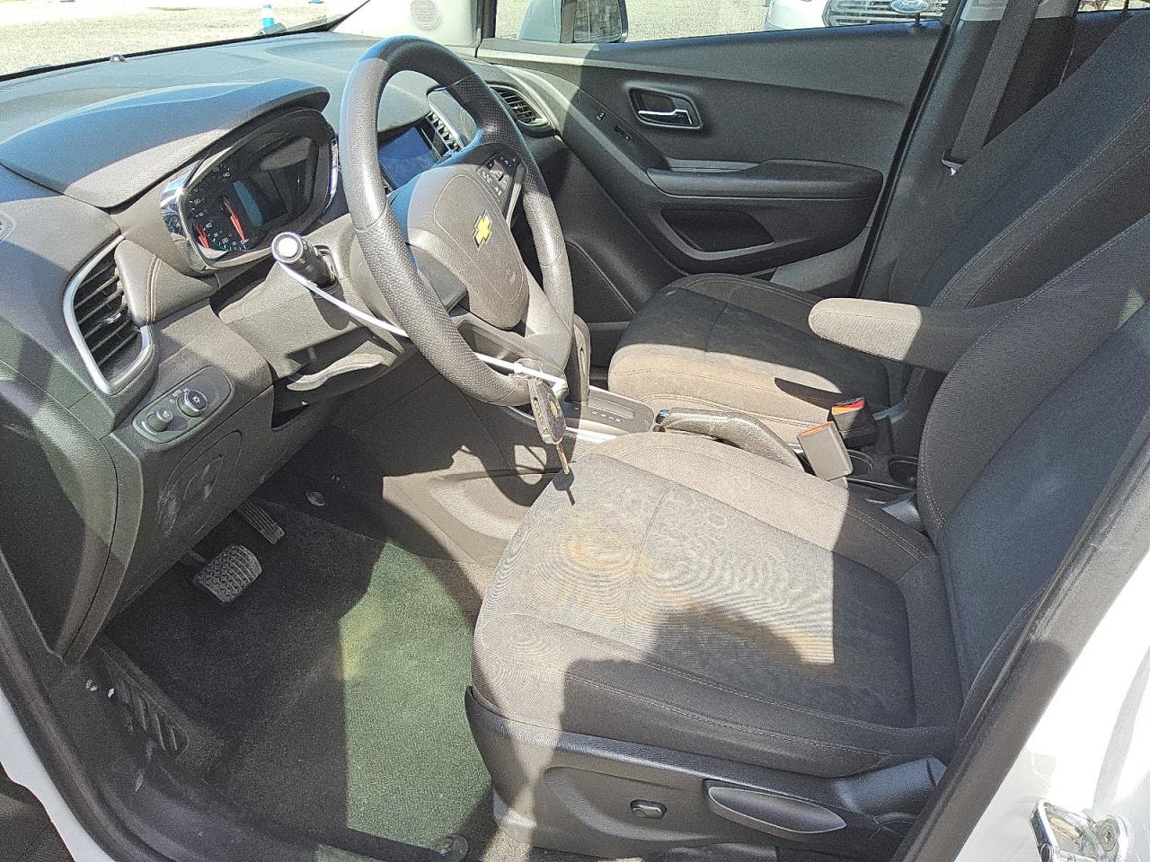 2020 Chevrolet Trax Ls VIN: KL7CJKSB5LB060575 Lot: 92239345