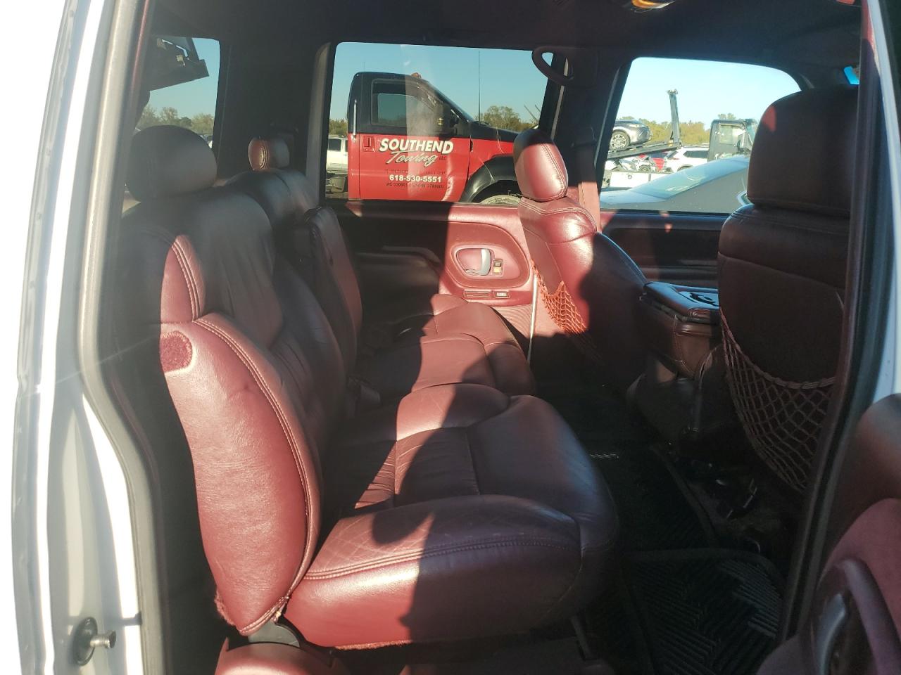 1999 Chevrolet Suburban K1500 VIN: 1GNFK16R5XJ386894 Lot: 91017225