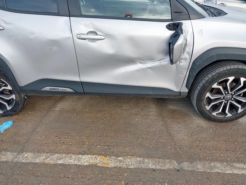 2022 TOYOTA YARIS CROSS 1.5 HYBRID DESIGN 5DR CVT