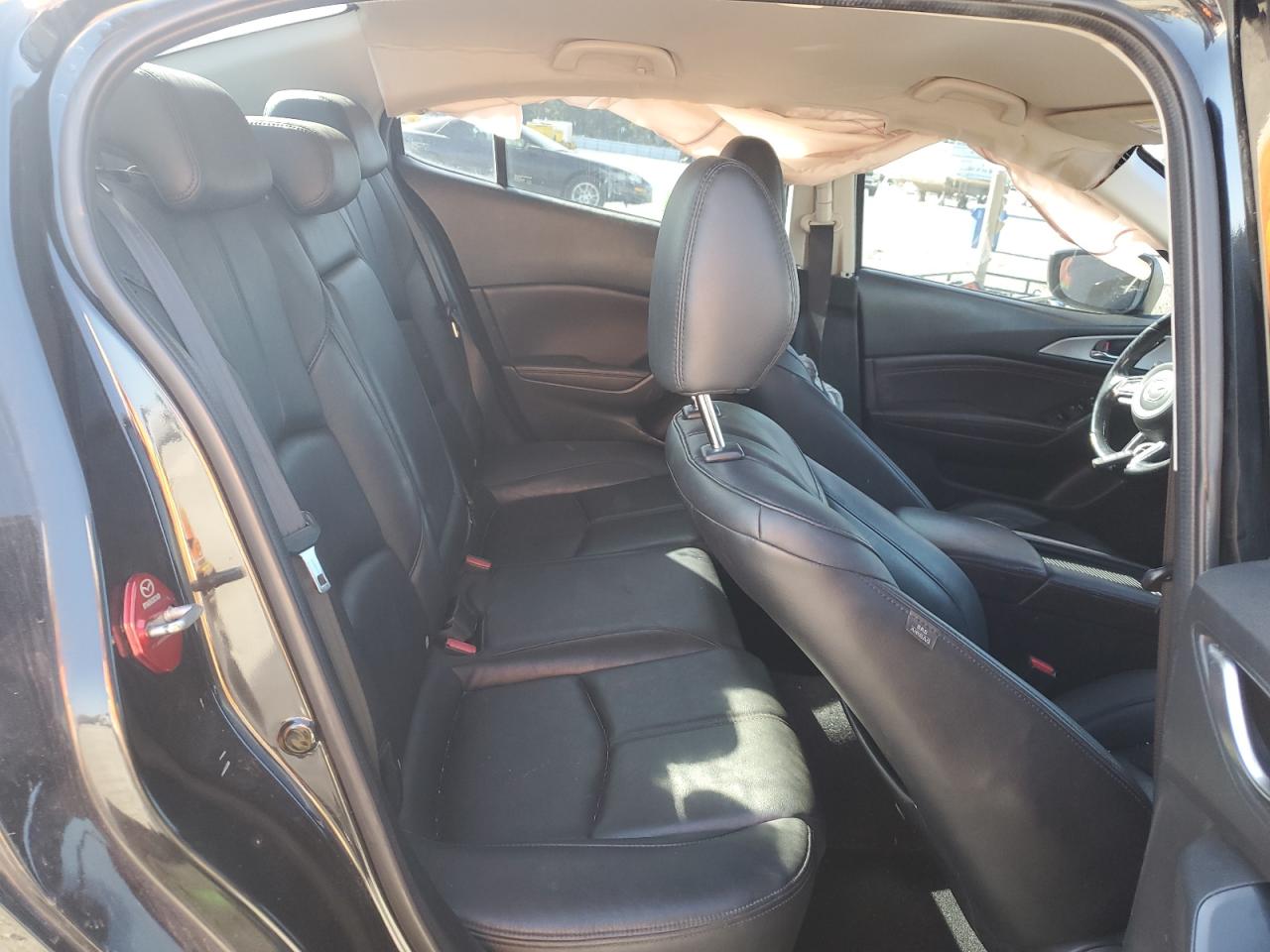 2017 Mazda 3 Touring VIN: 3MZBN1V71HM118103 Lot: 92176215