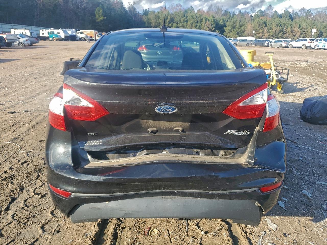 2015 Ford Fiesta Se VIN: 3FADP4BJ0FM139289 Lot: 93290135