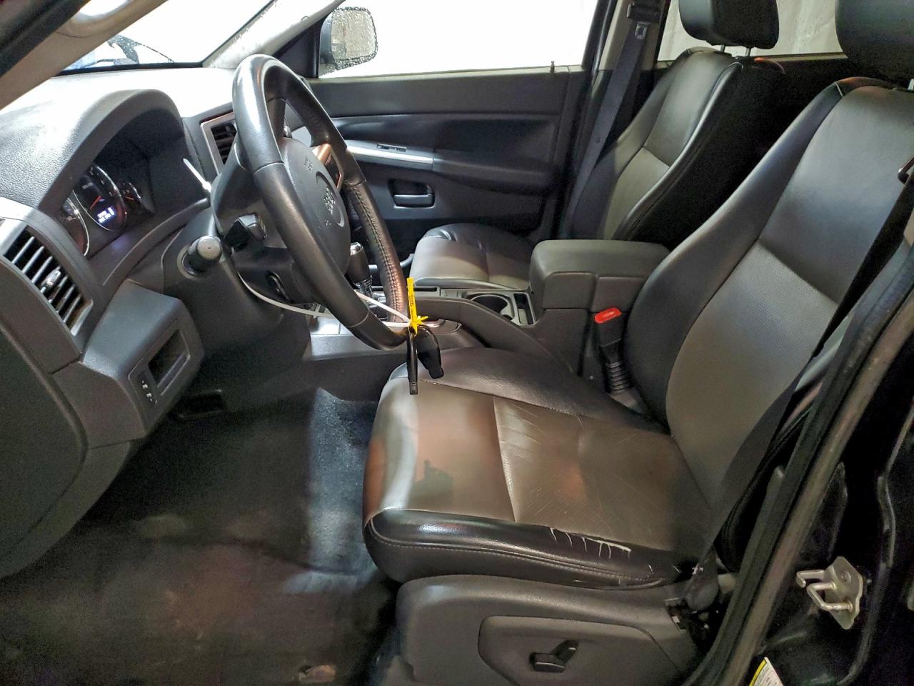 2008 Jeep Grand Cherokee Laredo VIN: 1J8GR48K18C208165 Lot: 94133675