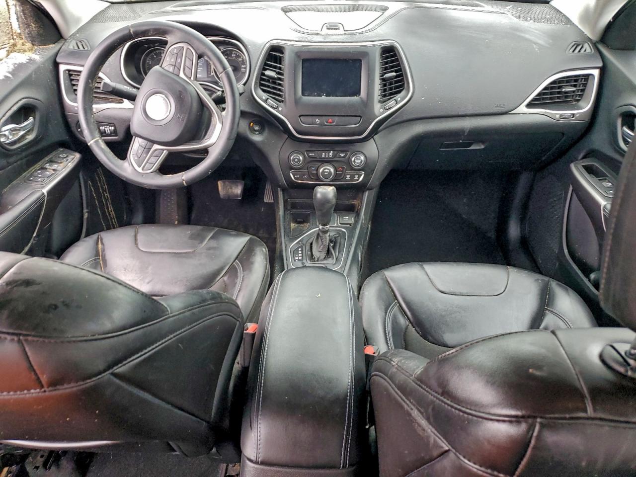 2019 Jeep Cherokee Latitude Plus VIN: 1C4PJLLBXKD327656 Lot: 93656845