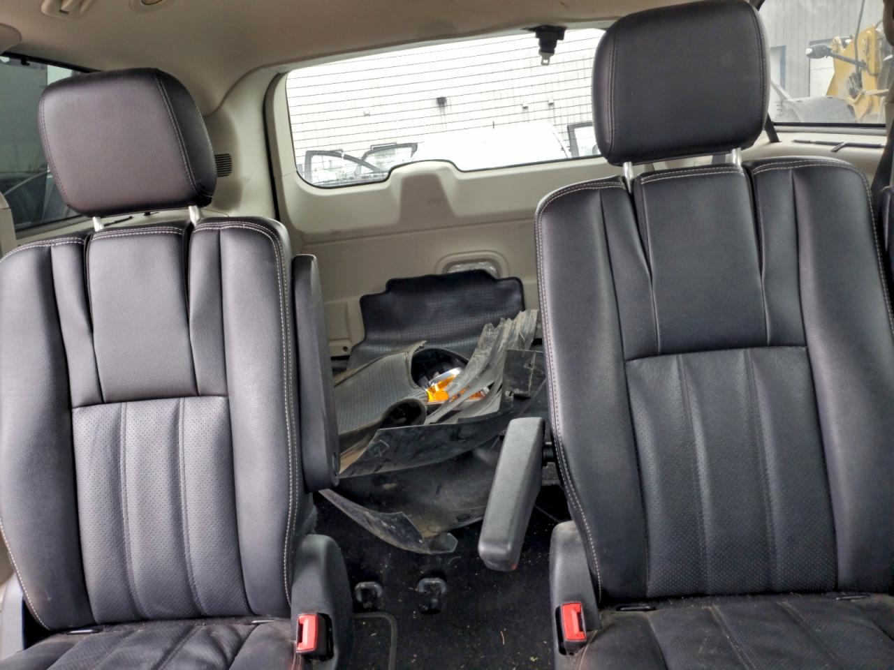 2015 Chrysler Town & Country Touring L VIN: 2C4RC1CG5FR509951 Lot: 93957765