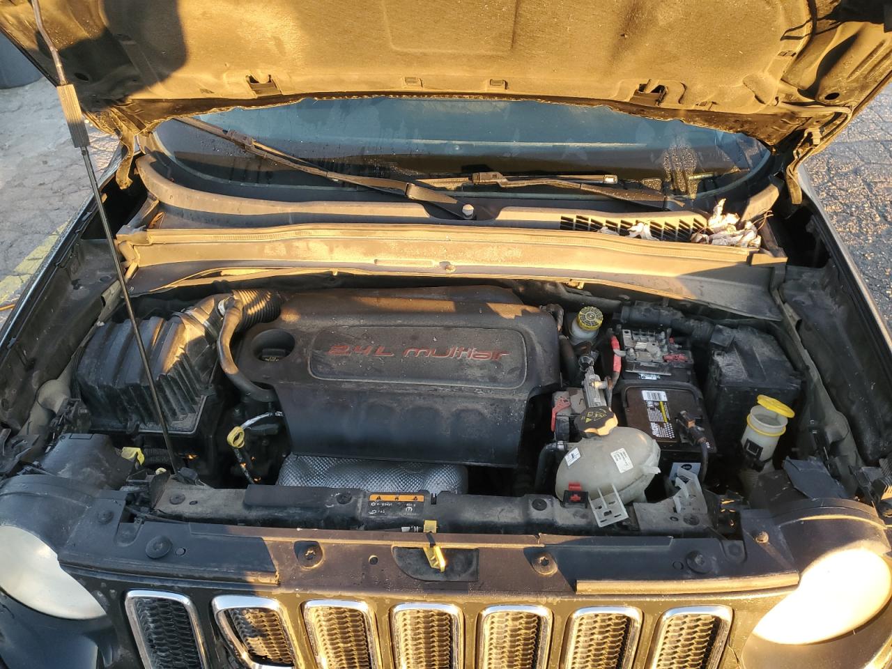 2018 Jeep Renegade Sport VIN: ZACCJBABXJPG90163 Lot: 90647705