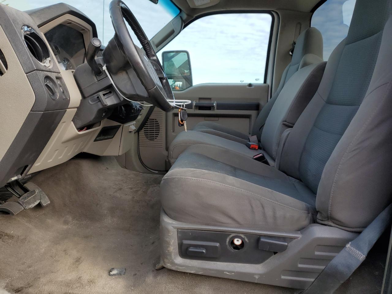 2010 Ford F250 Super Duty VIN: 1FTNF2B5XAEA47033 Lot: 92246265