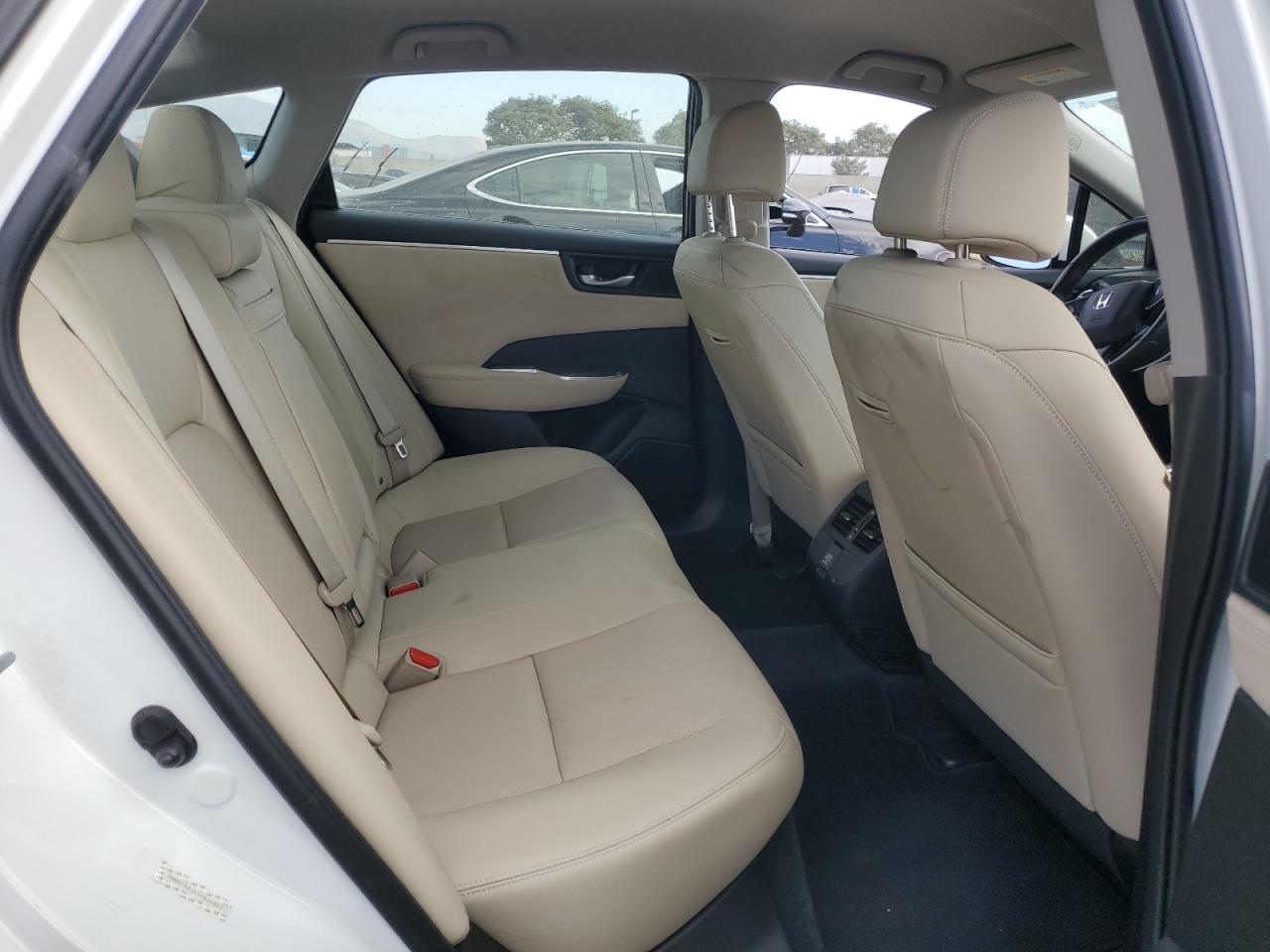 2018 Honda Clarity Touring VIN: JHMZC5F35JC022457 Lot: 91886745