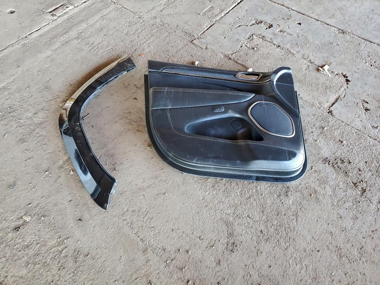 2017 Jeep Grand Cherokee Srt-8 VIN: 1C4RJFDJ3HC694736 Lot: 94578085