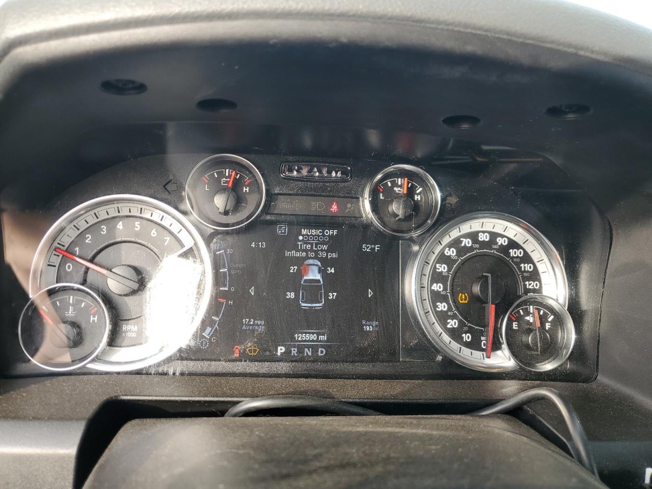 2018 Ram 1500 Slt VIN: 3C6RR7LG8JG251156 Lot: 92669915