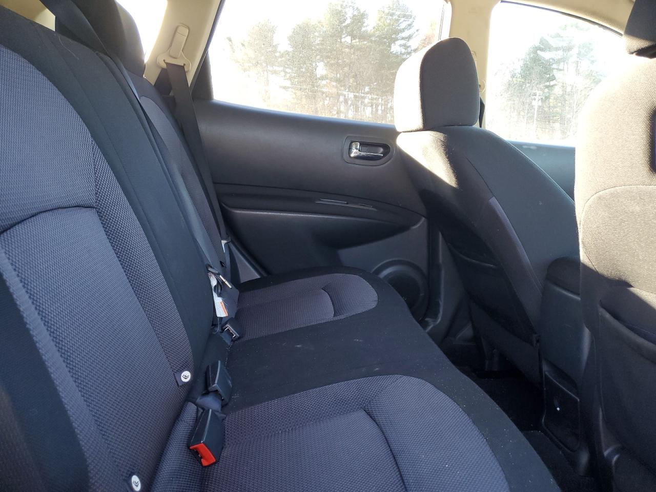 2011 Nissan Rogue S VIN: JN8AS5MV1BW690590 Lot: 93218155