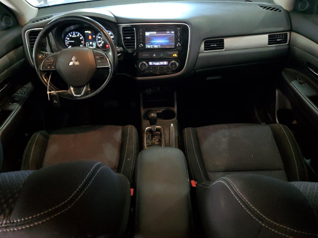 2016 Mitsubishi Outlander Se VIN: JA4AZ3A30GZ008541 Lot: 92841225