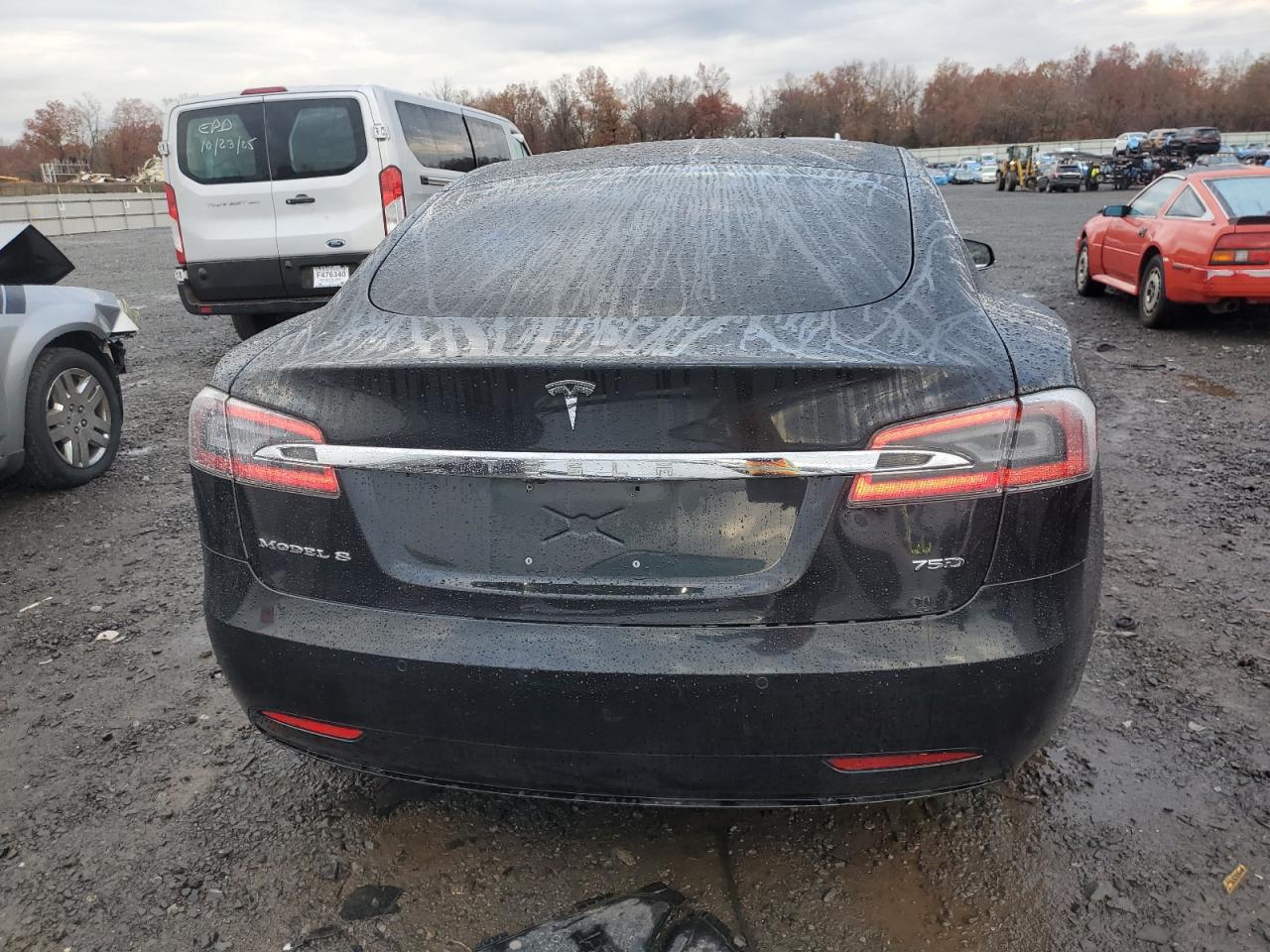 2018 Tesla Model S VIN: 5YJSA1E28JF266682 Lot: 92041785