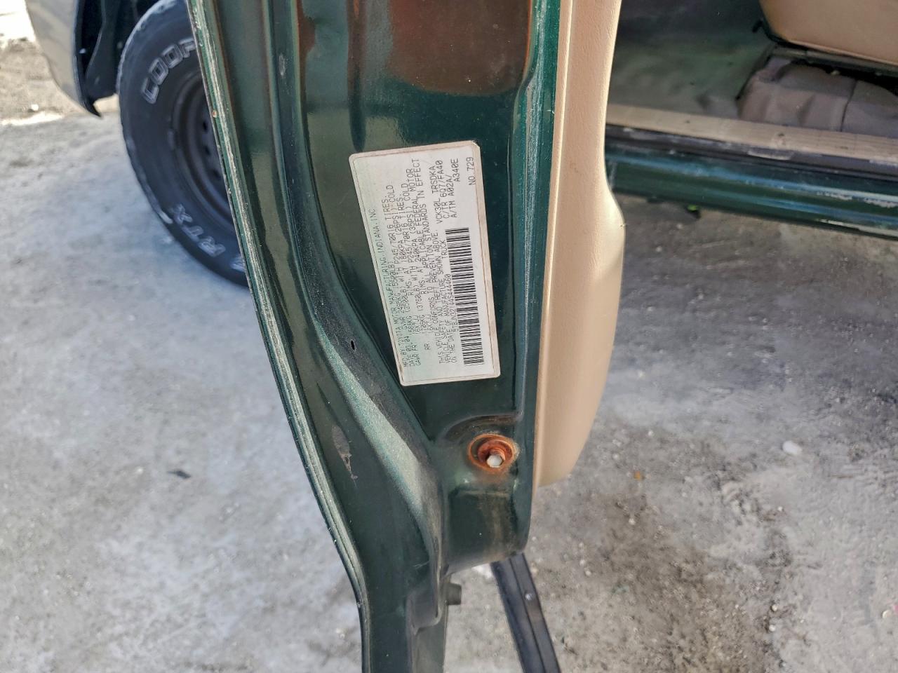 2004 Toyota Tundra VIN: 5TBJN32144S444460 Lot: 94154055