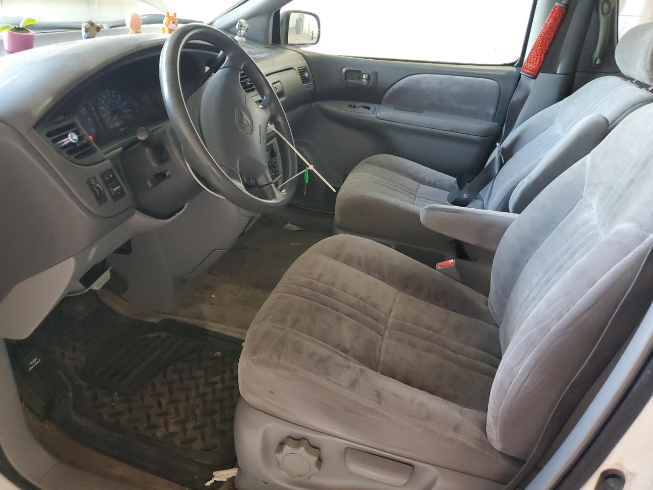 2001 Toyota Sienna Le VIN: 4T3ZF13CX1U322367 Lot: 90579865