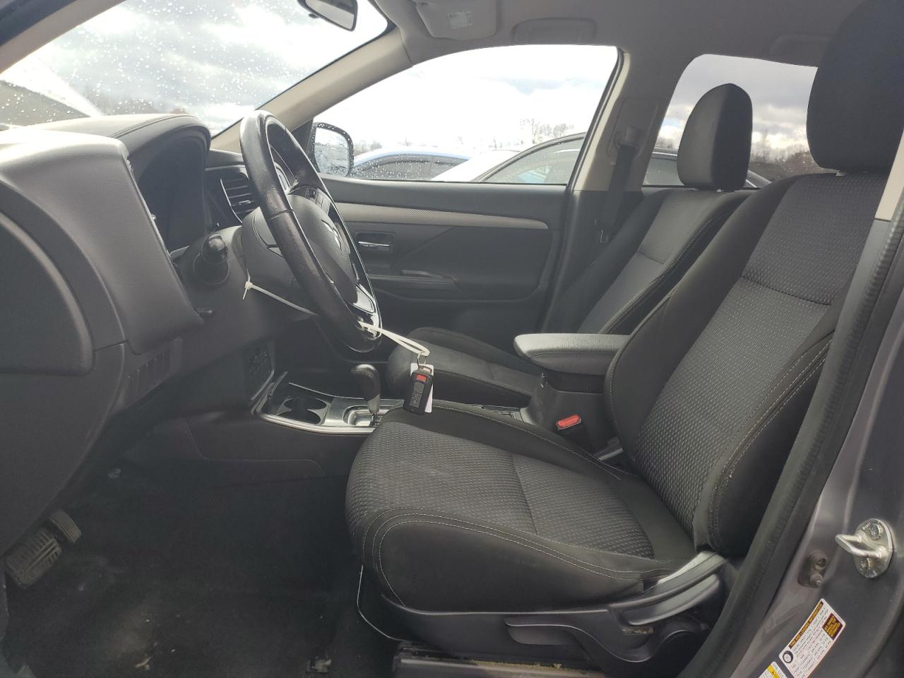 2017 Mitsubishi Outlander Se VIN: JA4AZ3A39HZ050823 Lot: 92673155