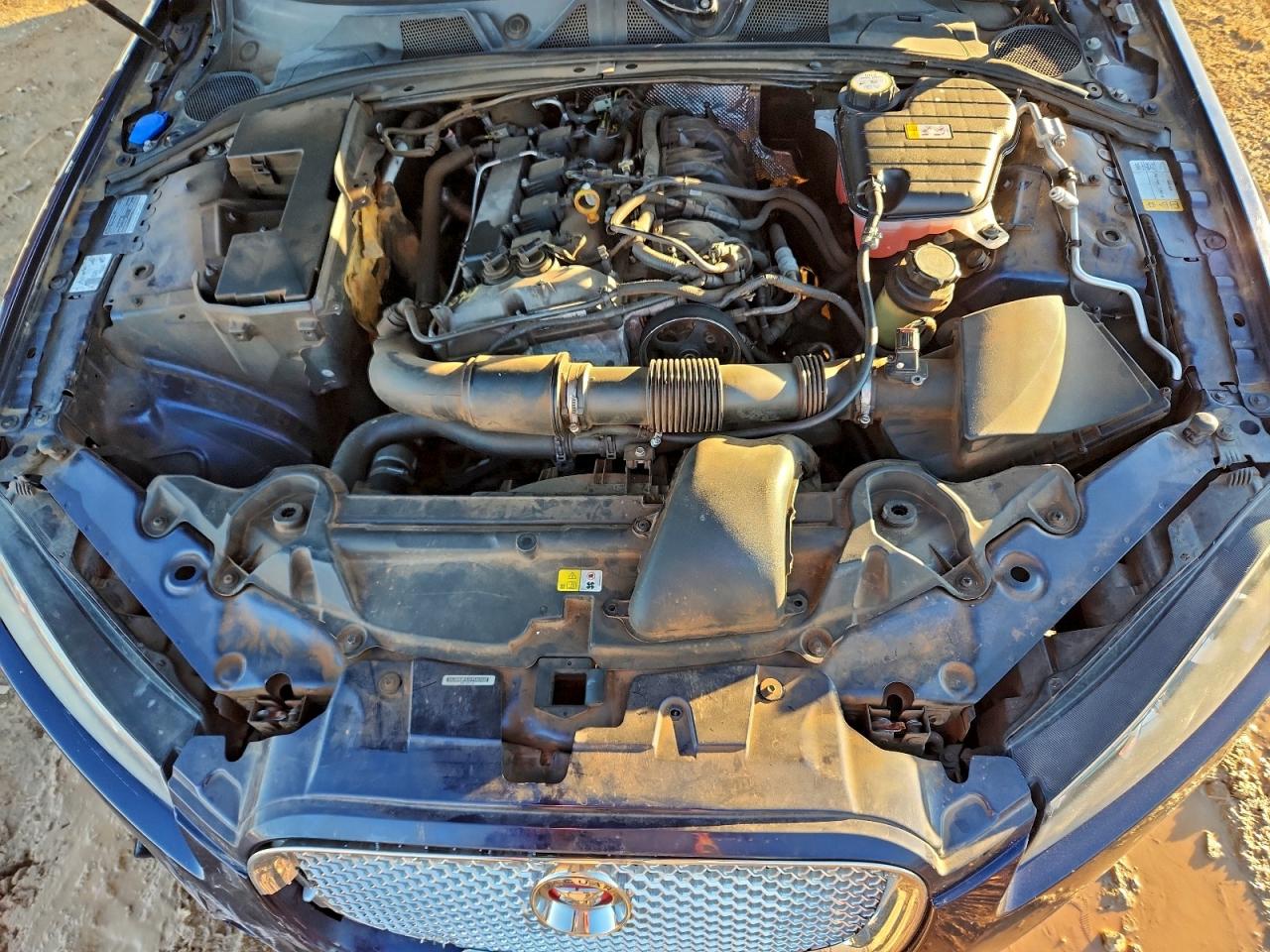 2015 Jaguar Xf 2.0T Premium VIN: SAJWA0FS7FPU67532 Lot: 93821085