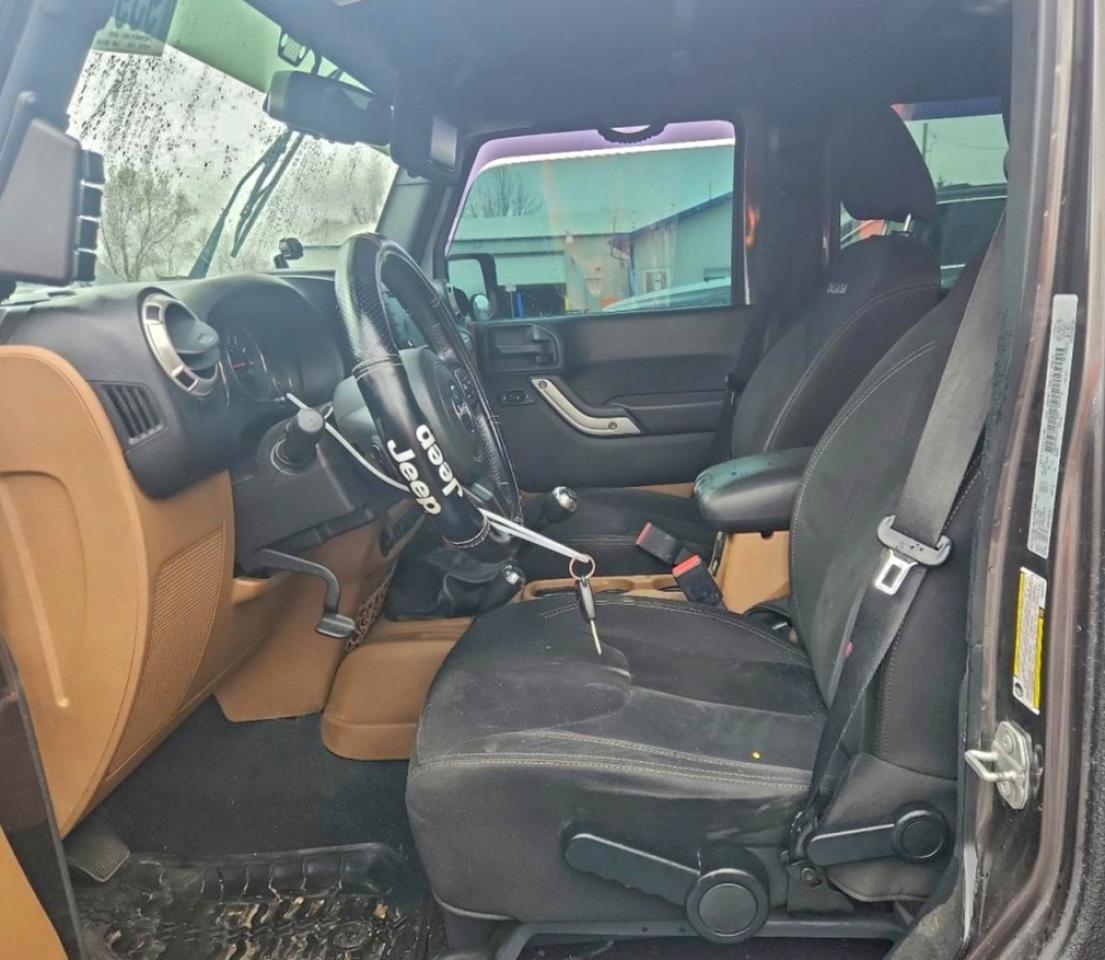 2016 Jeep Wrangler Unlimited Sahara VIN: 1C4BJWEG9GL241319 Lot: 93952885