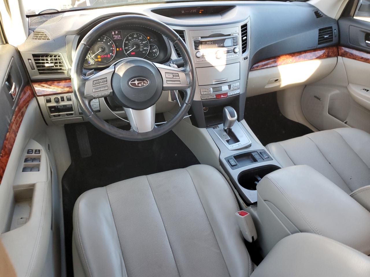 2011 Subaru Legacy 2.5I Limited VIN: 4S3BMBK69B3230227 Lot: 92224705