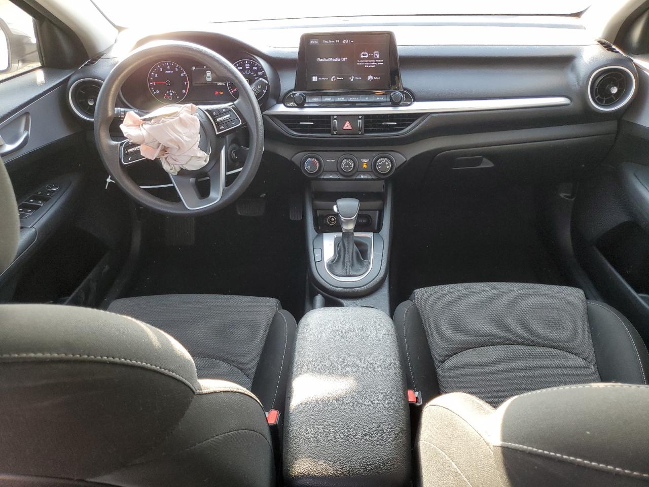 2023 Kia Forte Lx VIN: 3KPF24AD9PE650802 Lot: 92618135