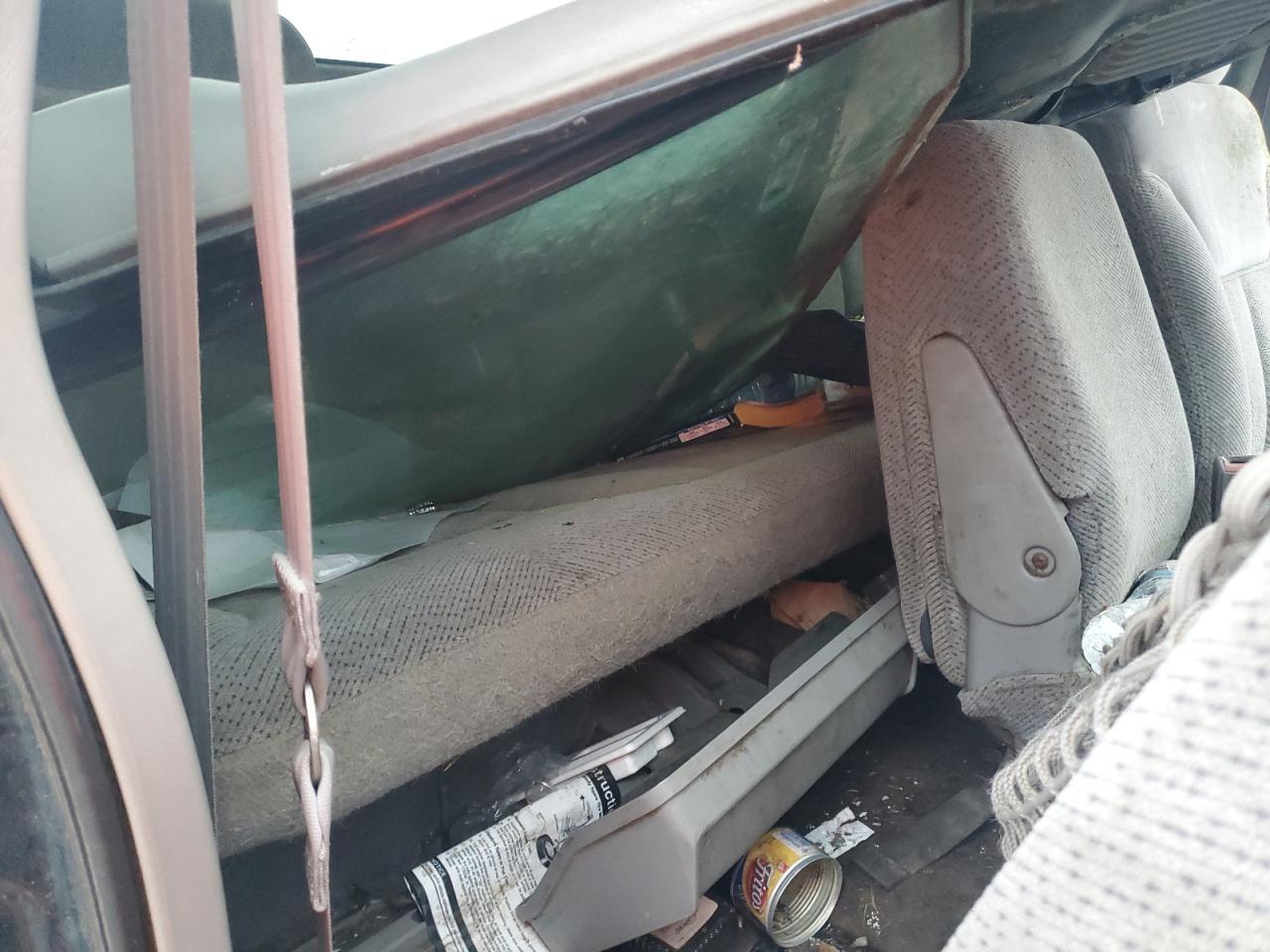 1998 Chevrolet Gmt-400 K1500 VIN: 1GCEK19R3WE173028 Lot: 86123125