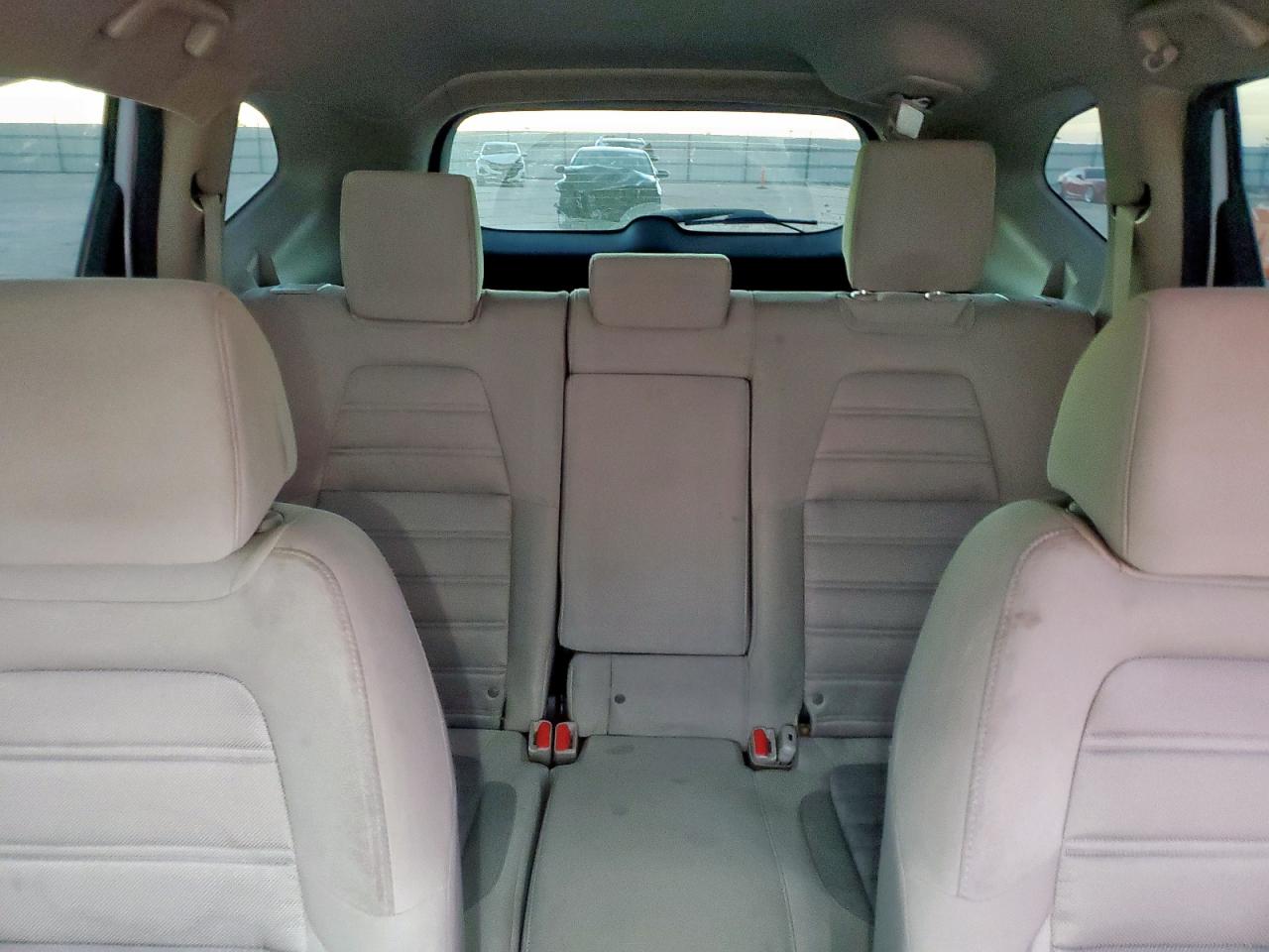 2020 Honda Cr-V Lx VIN: 7FARW1H24LE003270 Lot: 92473585