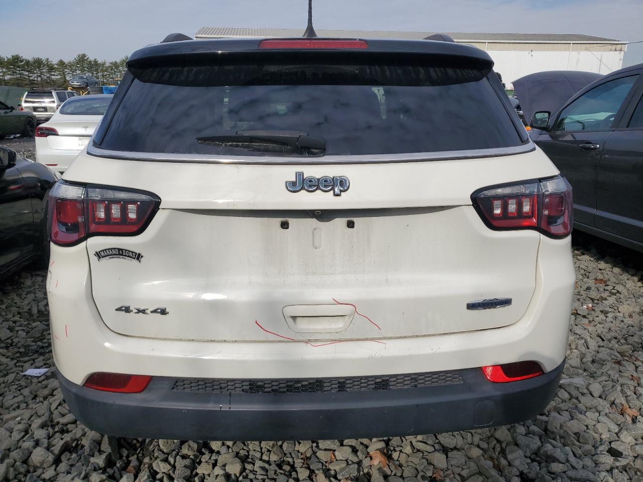2018 Jeep Compass Latitude VIN: 3C4NJDBB7JT361190 Lot: 93509475