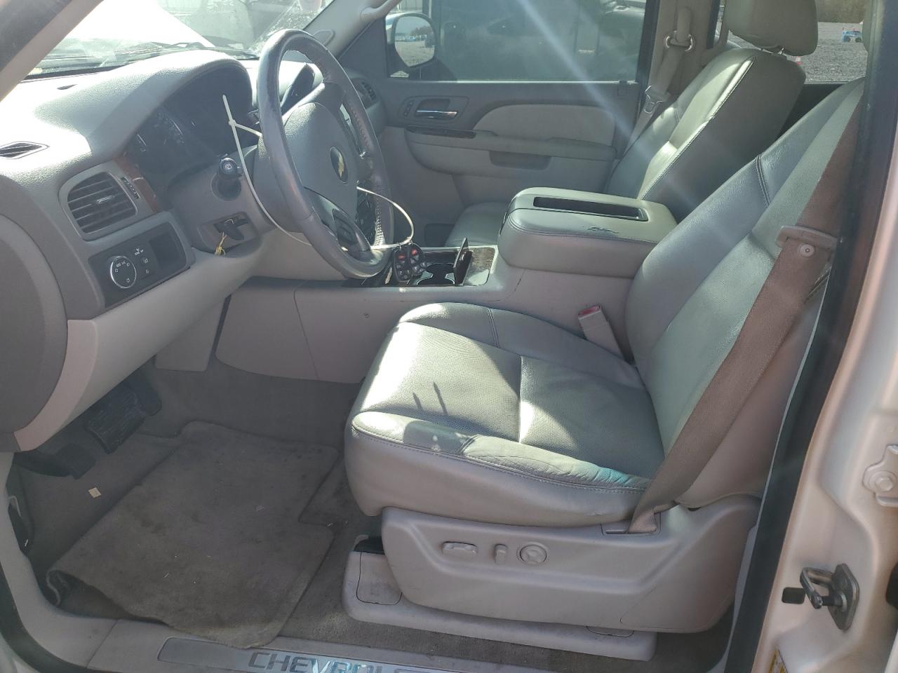 2010 Chevrolet Tahoe C1500 Ltz VIN: 1GNUCCE06AR167860 Lot: 92745385