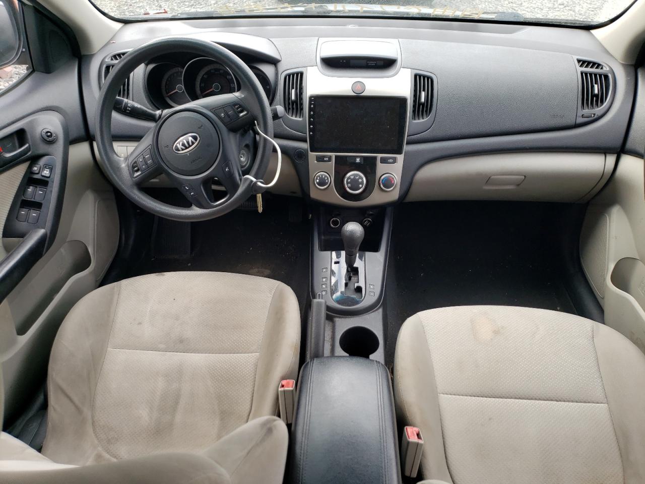 2010 Kia Forte Ex VIN: KNAFU4A2XA5827561 Lot: 92041995