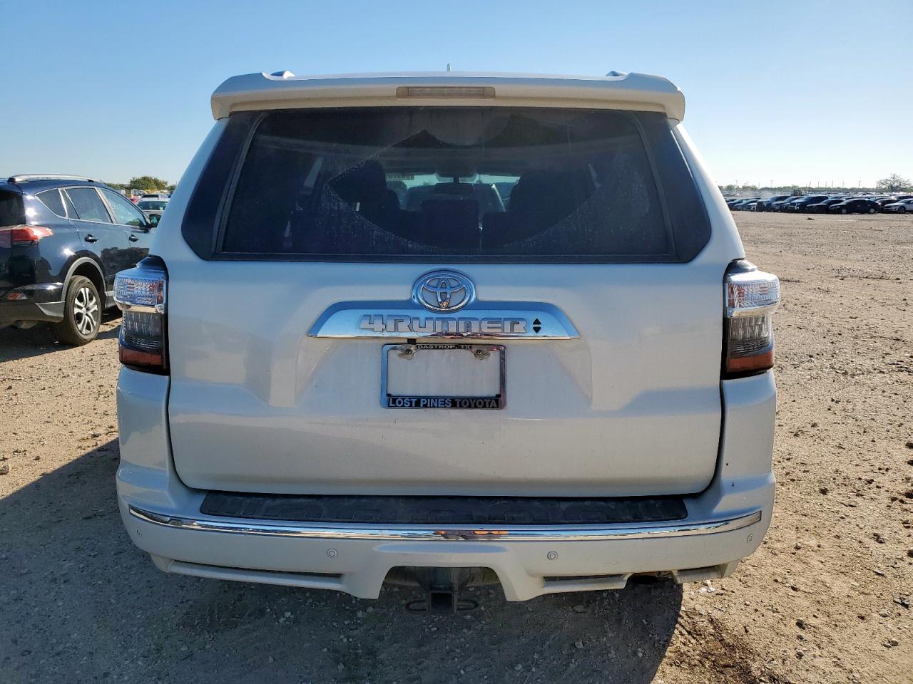 2019 Toyota 4Runner Sr5/Sr5 Premium VIN: JTEBU5JR7K5635712 Lot: 90978955
