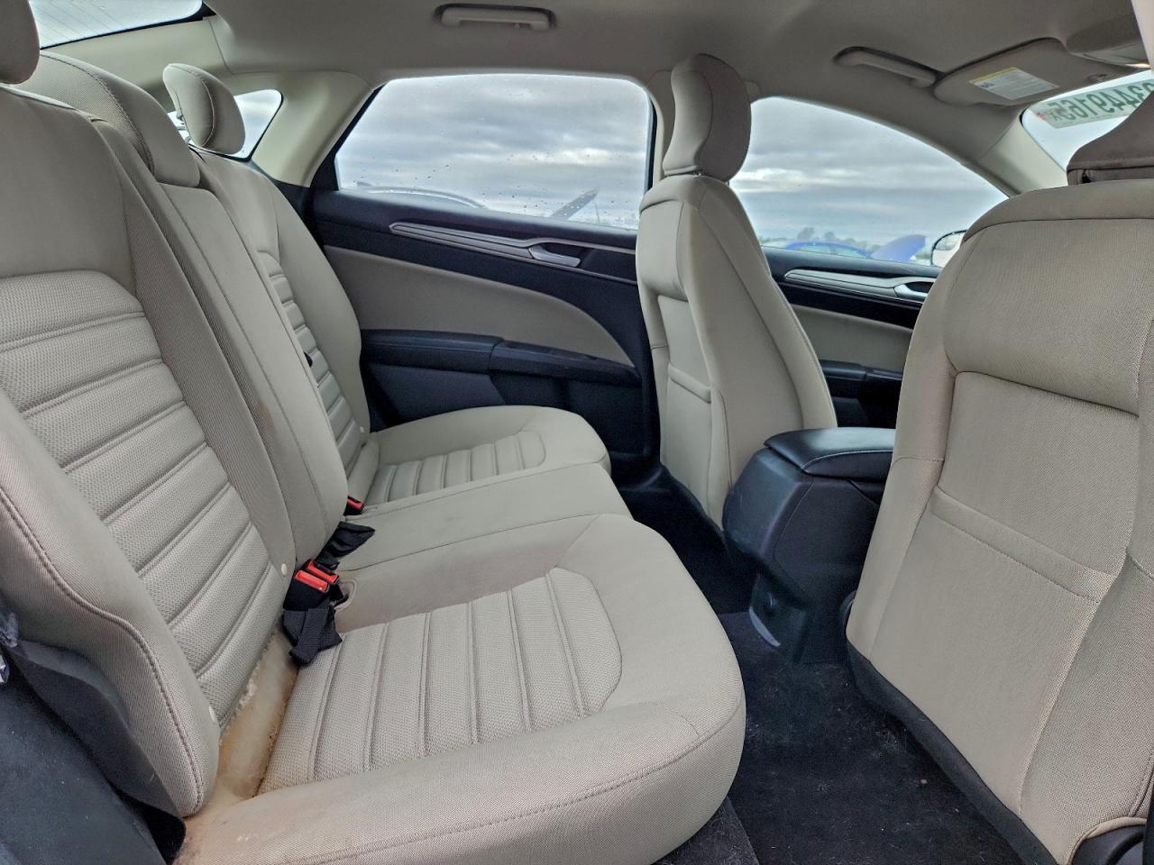 2018 Ford Fusion S VIN: 3FA6P0G7XJR265072 Lot: 93449165