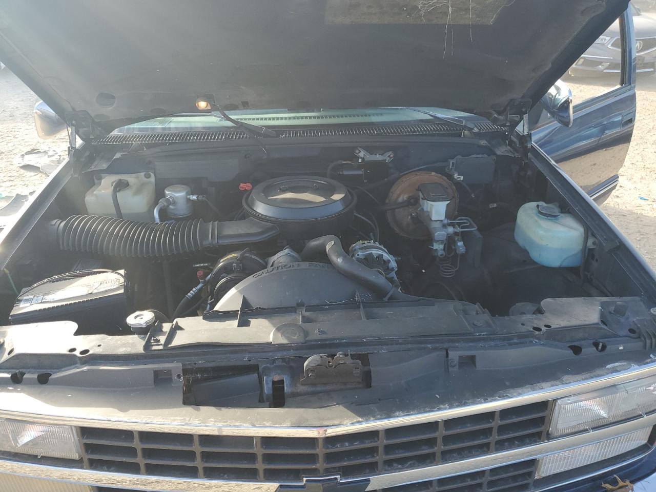 1993 Chevrolet Gmt-400 K1500 VIN: 1GCEK14K8PZ225659 Lot: 92377345