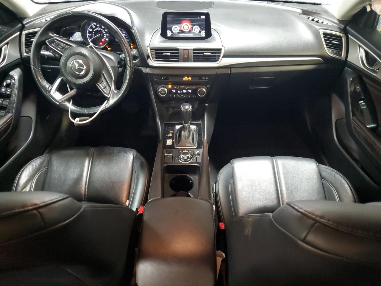 2018 Mazda 3 Touring VIN: 3MZBN1V3XJM188170 Lot: 93239845