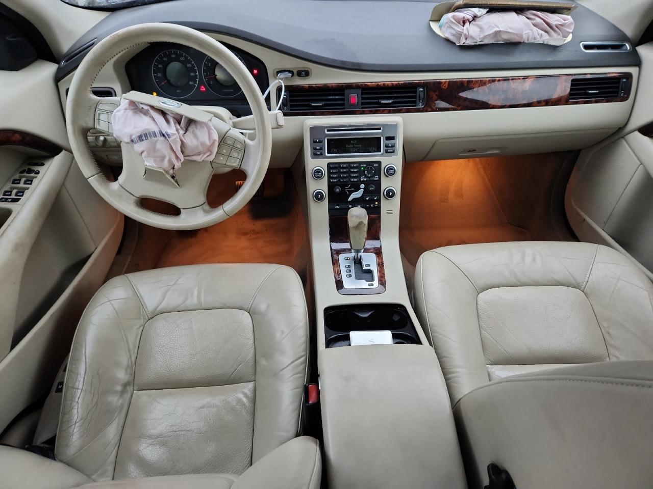 2009 Volvo V70 3.2 VIN: YV1BW982591108066 Lot: 91572395