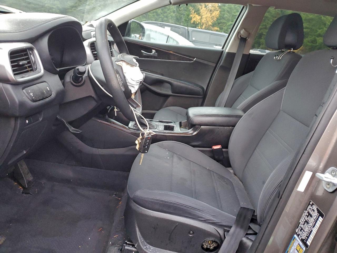 2016 Kia Sorento Lx VIN: 5XYPGDA54GG131643 Lot: 94421425